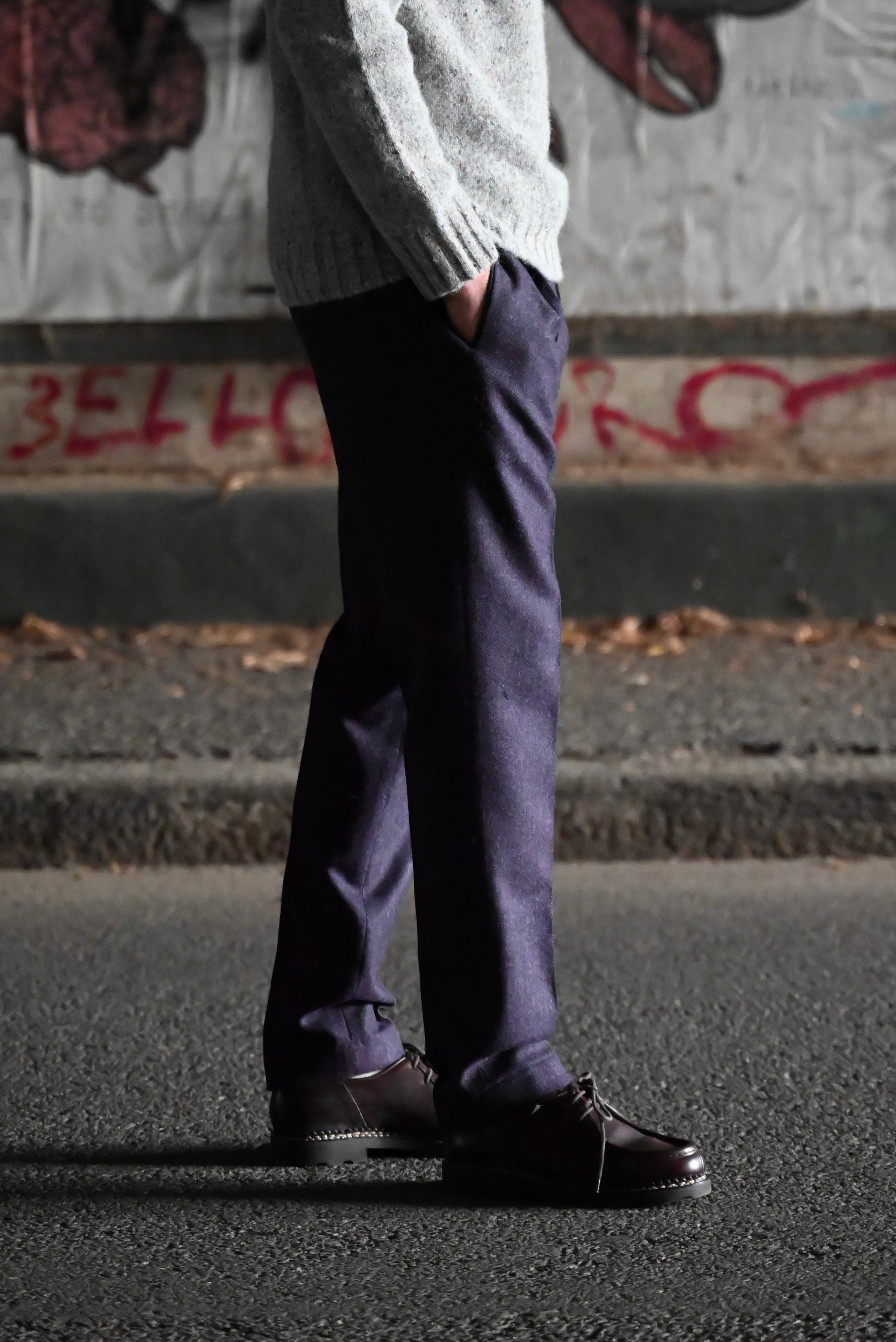 Pantaloni chino a pieghe in lana FRESH in viola