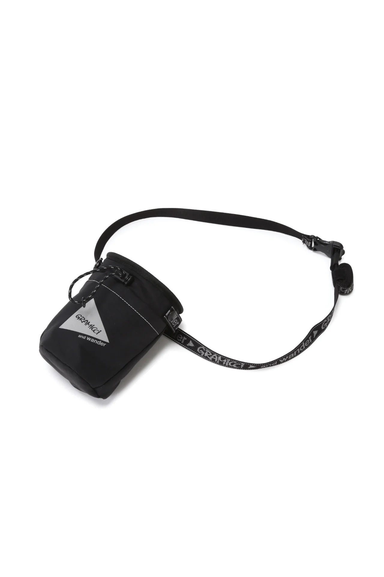 GRAMICCI X And Wander Padded Chalk Pouch Black