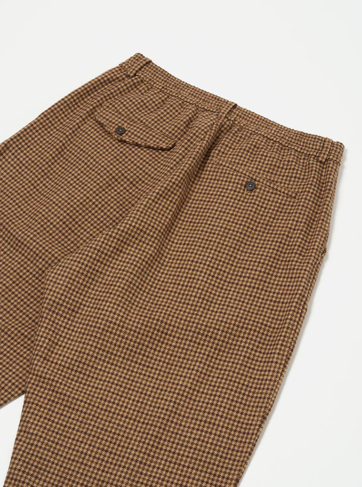 UNIVERSAL WORKS Oxford Pant in Sand Houndstooth Tweed