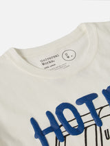 T-shirt con stampa Hotel Deluxe UNIVERSAL WORKS in ecru